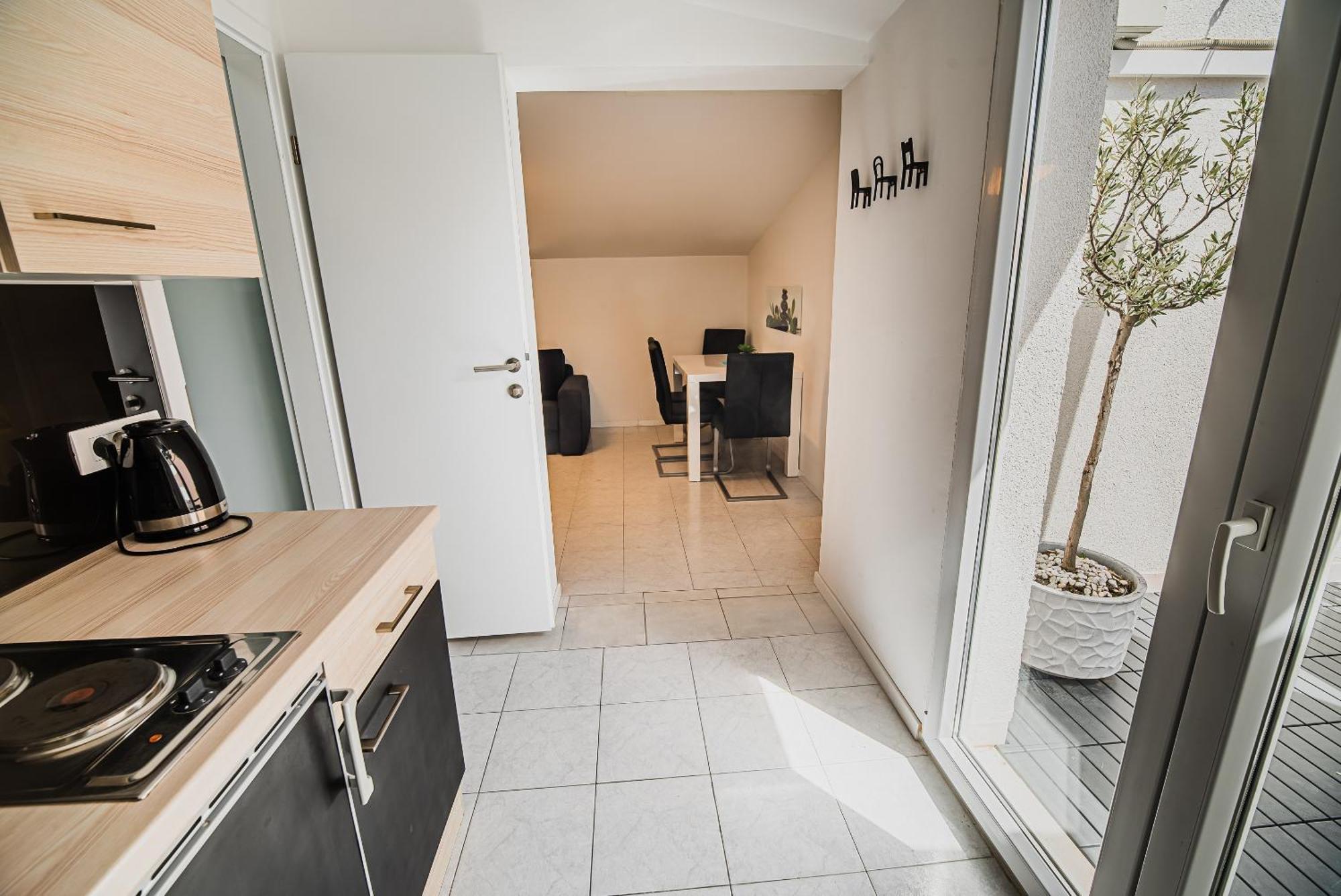 Downtown Park Apartments With Balcony Vodice Quarto foto